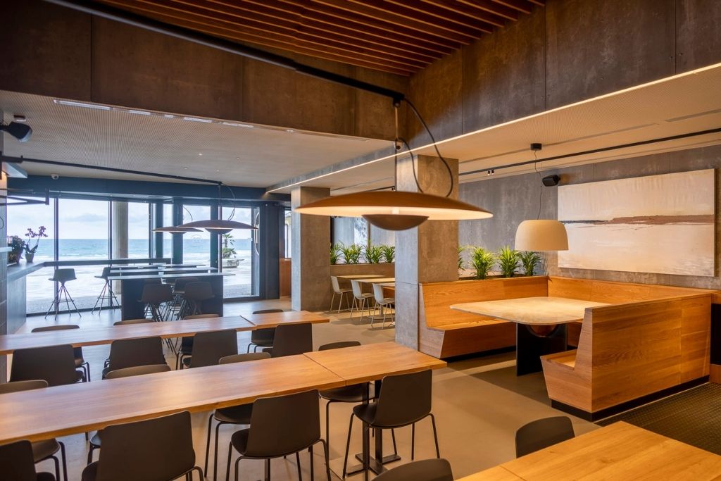 comedor-principal-mesas-2