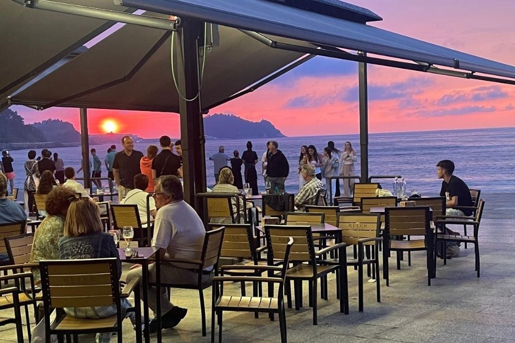 terraza-puesta-de-sol